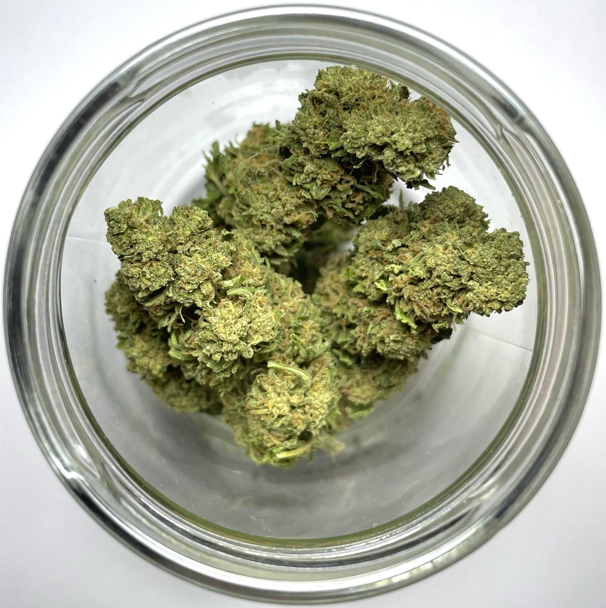 gorilla glue - cannabis light - cbd - outdoor - be green