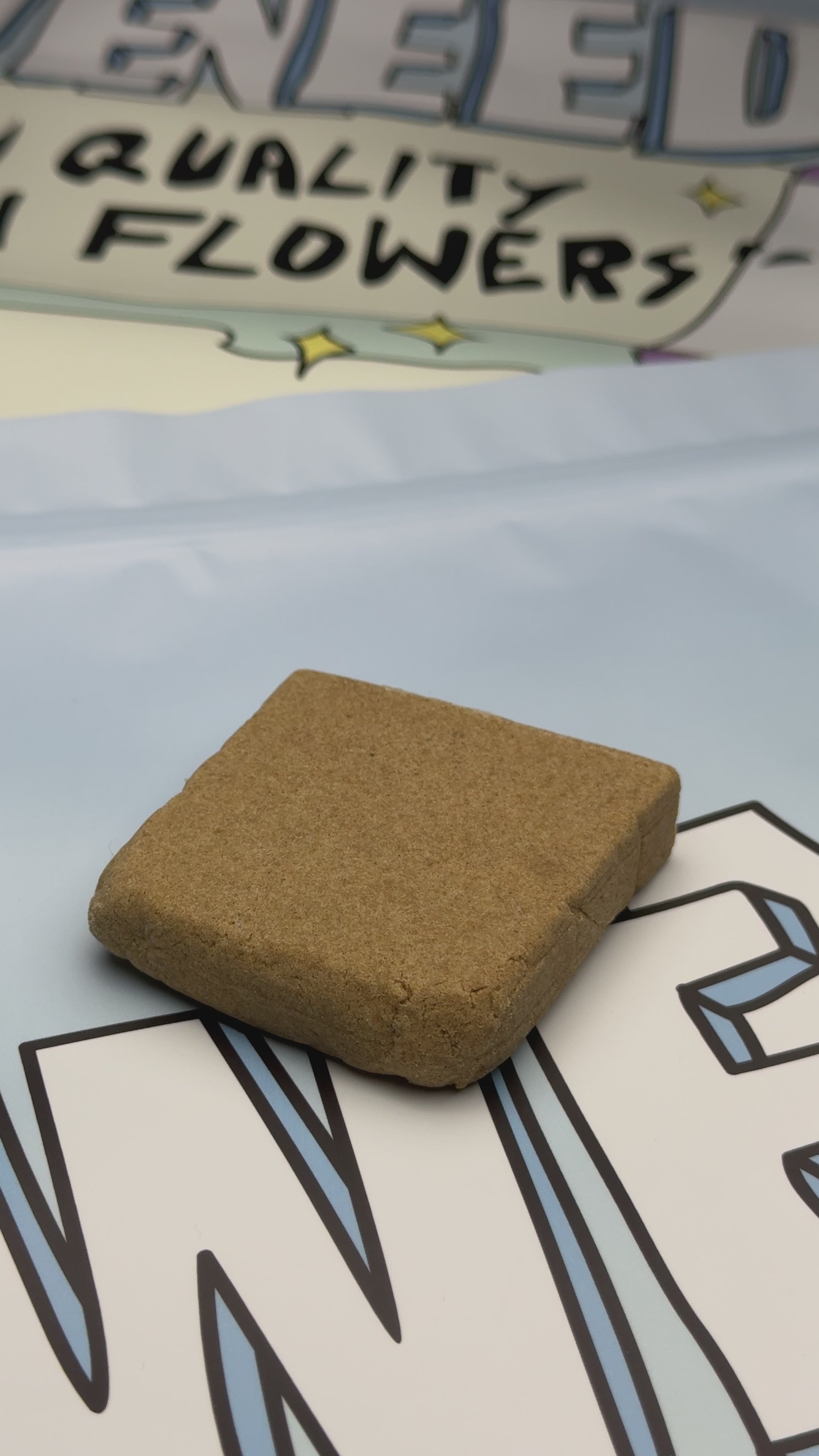 primero - cbd - cannabis light - erba legale - premium - indoor - top quality - hashish